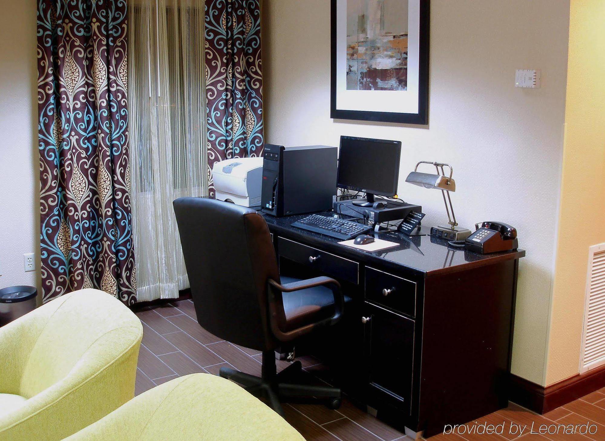 Hampton Ky 3* Richmond