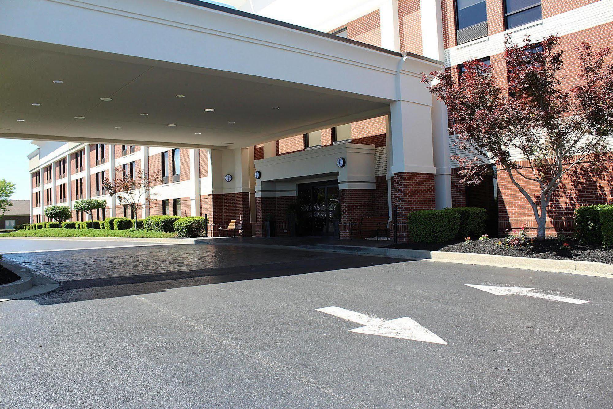 Hampton Ky 3* Richmond